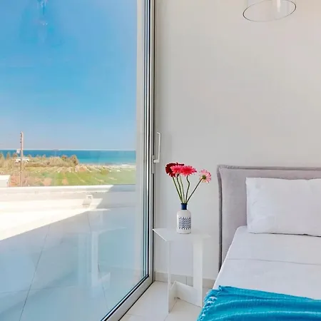 Villa Sunrise Seaview - Camelia