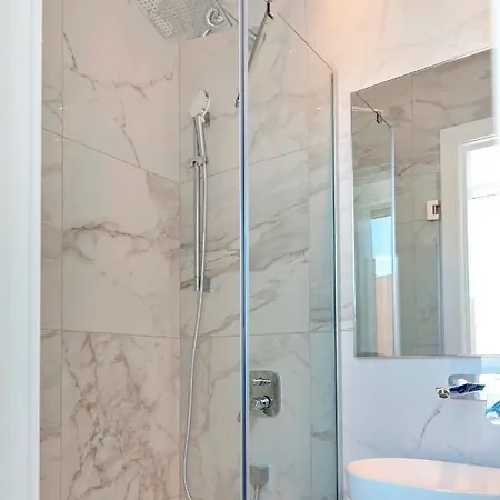 Sunrise Seaview - Camelia * Paralimni